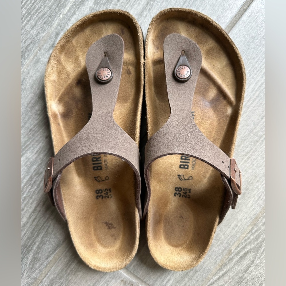 Birkenstock Women’s Gizeh Birkibuc Mocha Flip Flop - Size 38